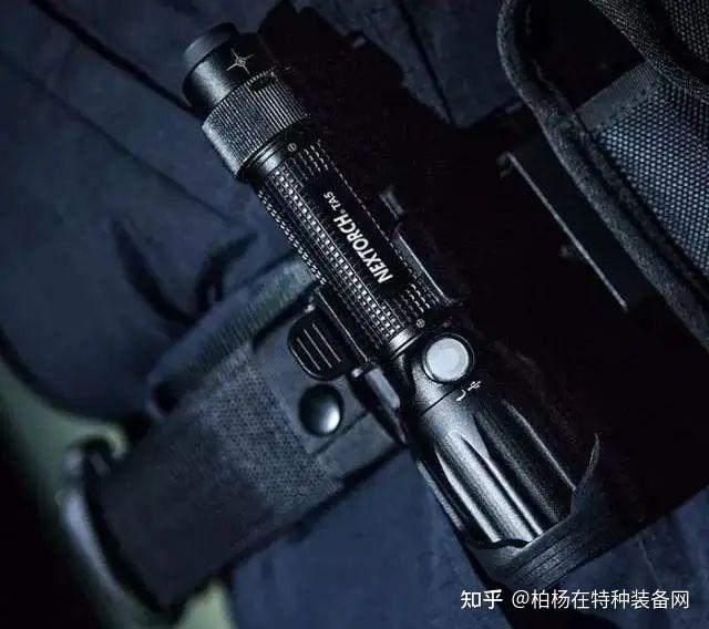 电竞比赛中的战术创新：打破常规，出奇制胜的简单介绍