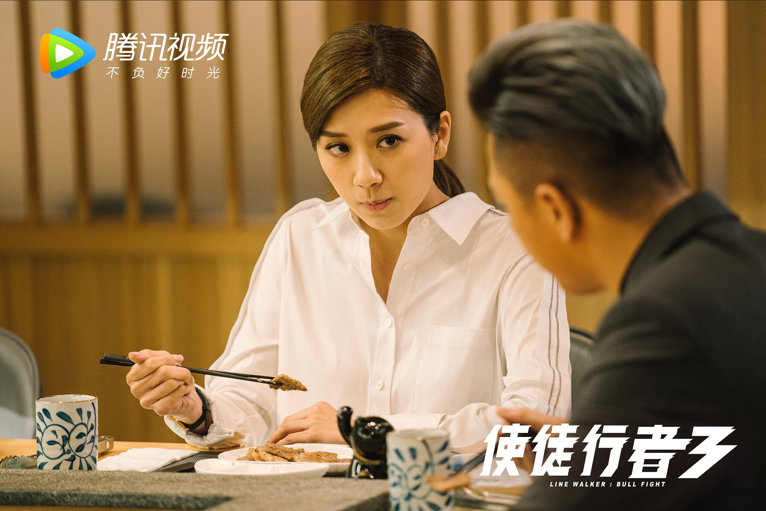 _夜市嘉年华：灯火辉煌中的全民趣味挑战_，有关夜市的主题活动名称