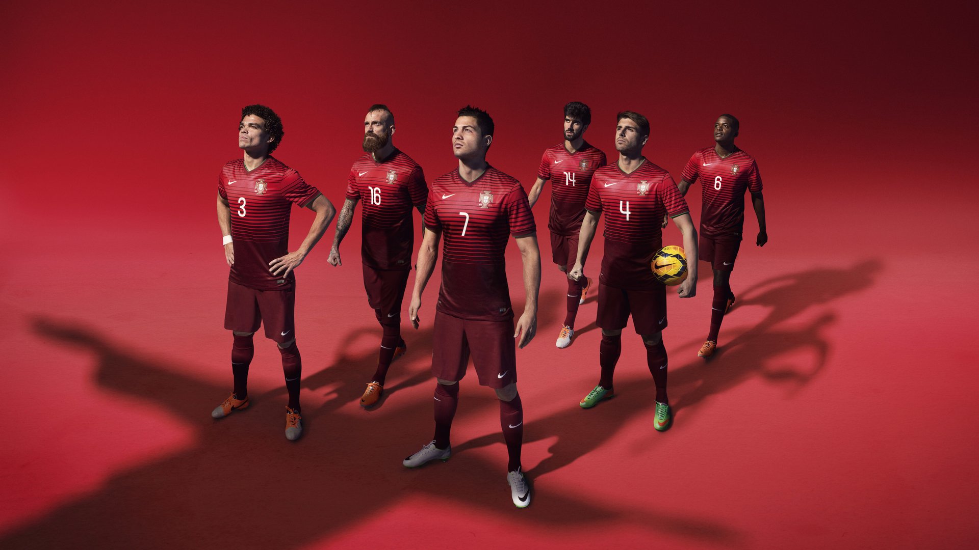 《《堡垒之夜》新季节引入科幻元素，未来城市全面开启》，堡垒之夜简介