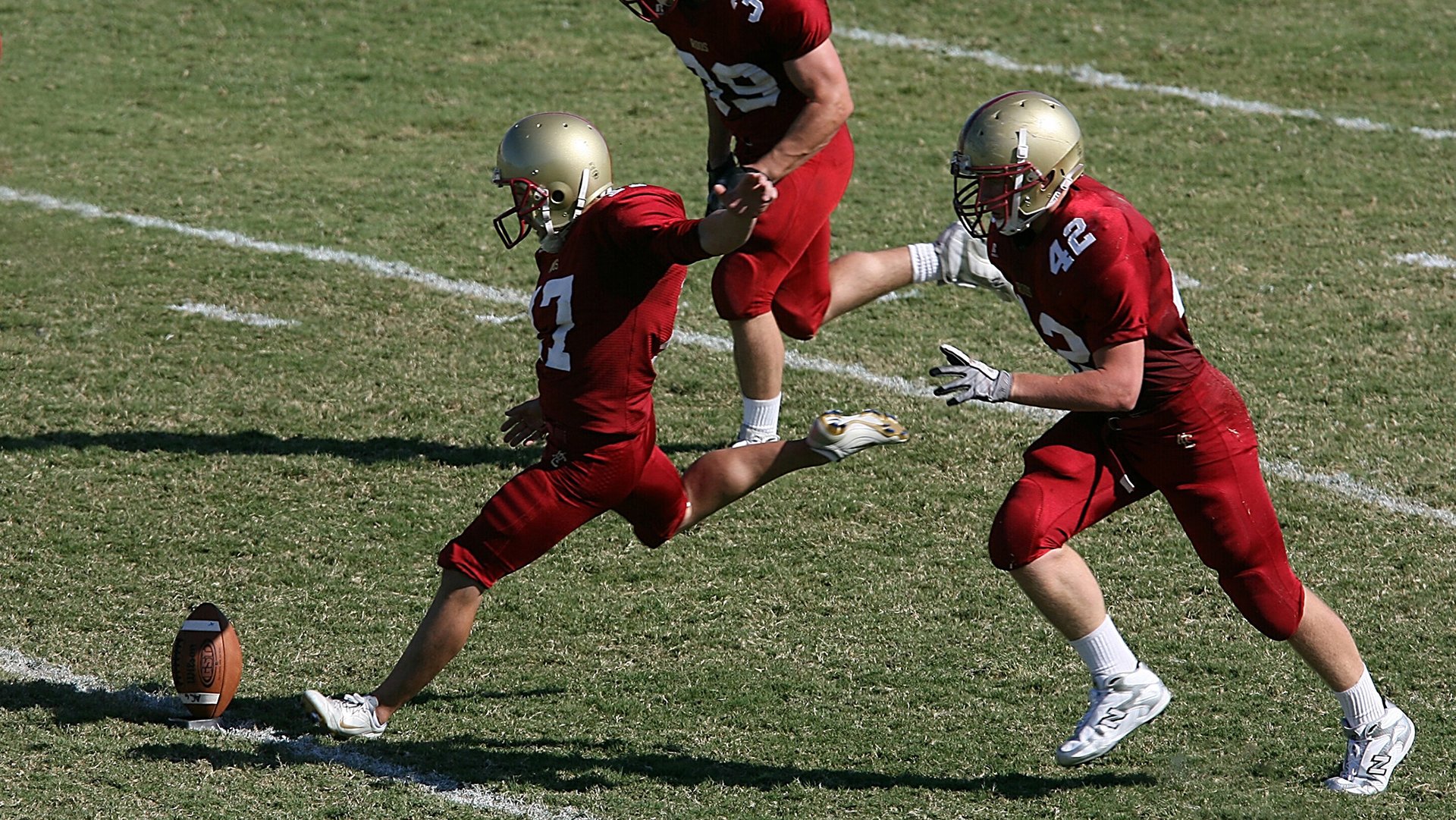 开云官方-西甲比赛终局，教练详细解读进攻组成和防守体系的优化路径，西甲进球系数